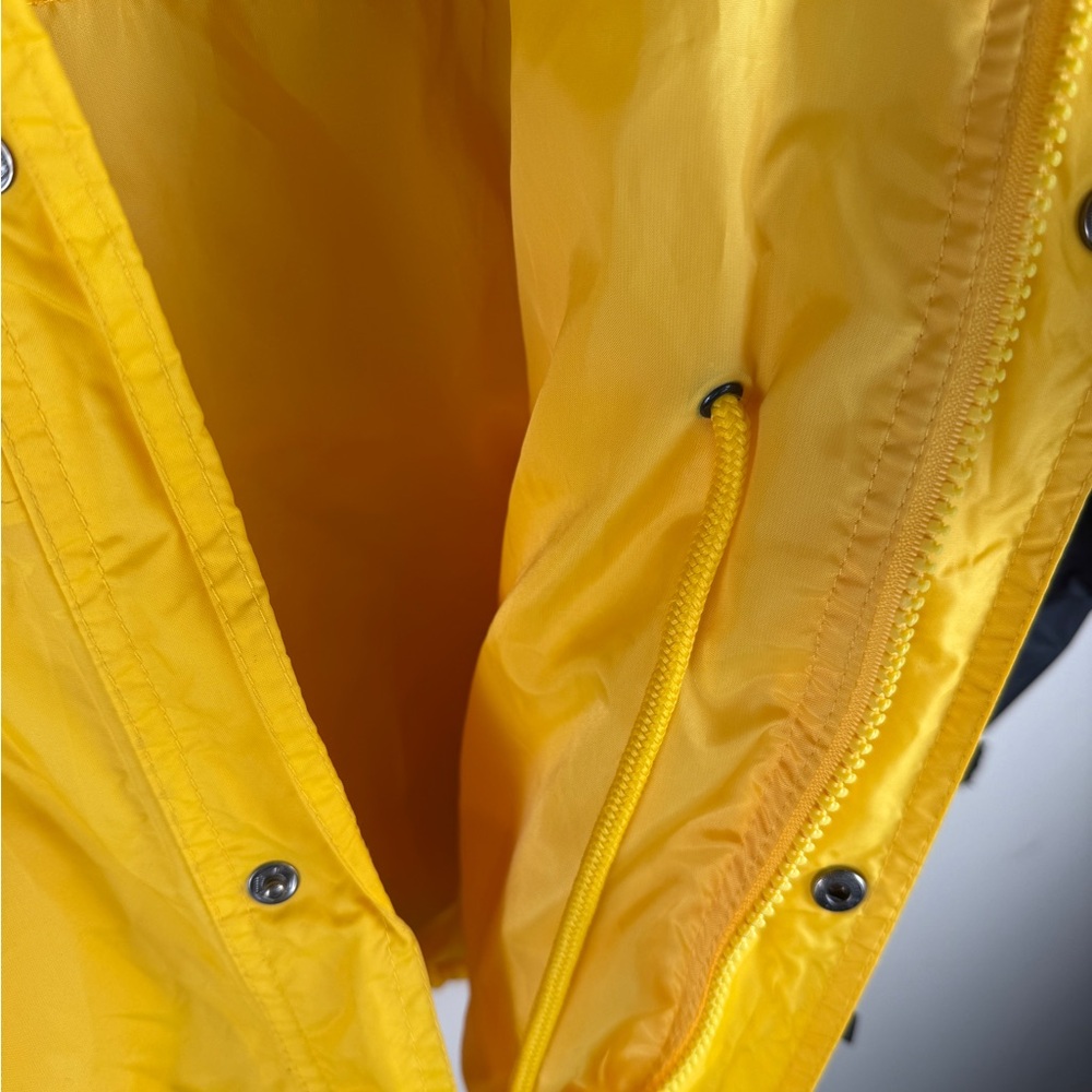 Helly Hansen Tech Packable Mesh Lined Vented Wind… - image 6